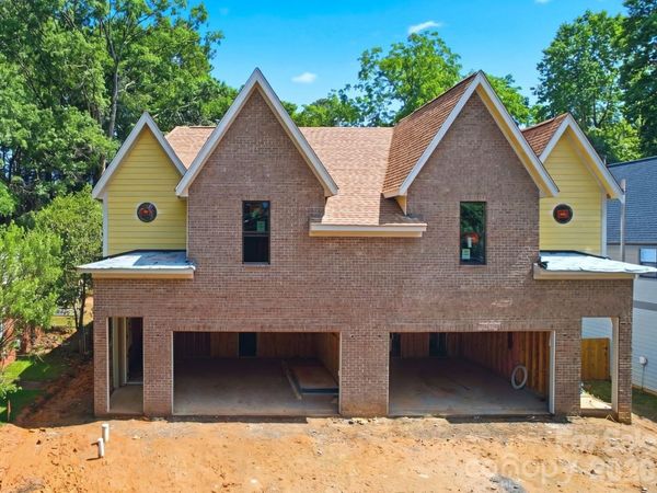 2625 Springway Drive, Charlotte, NC 28205