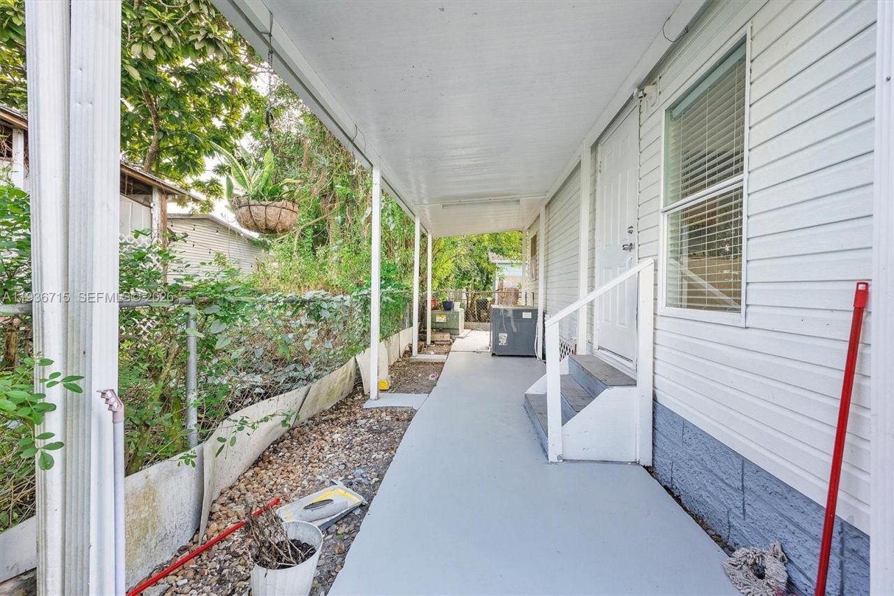 19800 SW 180th Ave Lot 222, Miami, FL 33187 Photo