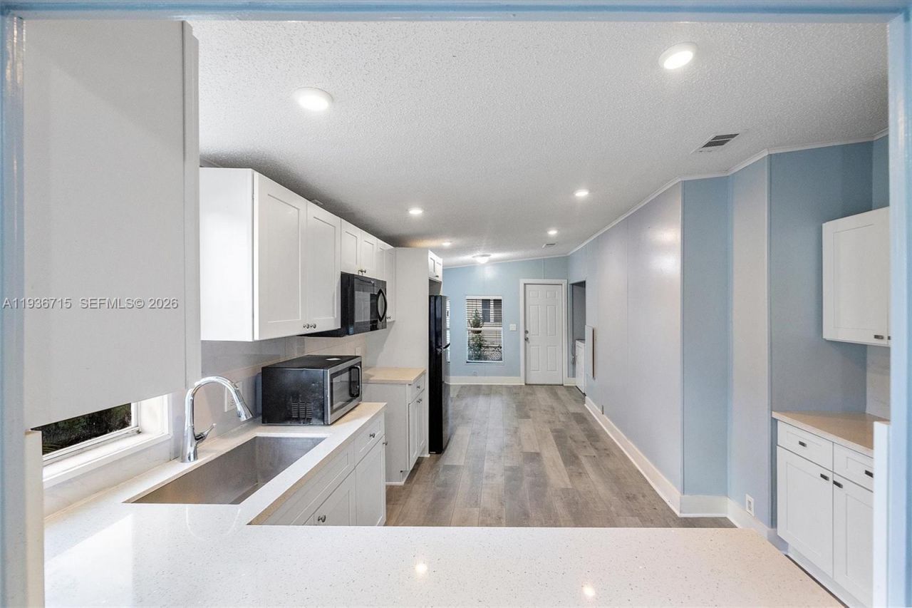 19800 SW 180th Ave Lot 222, Miami, FL 33187 Photo