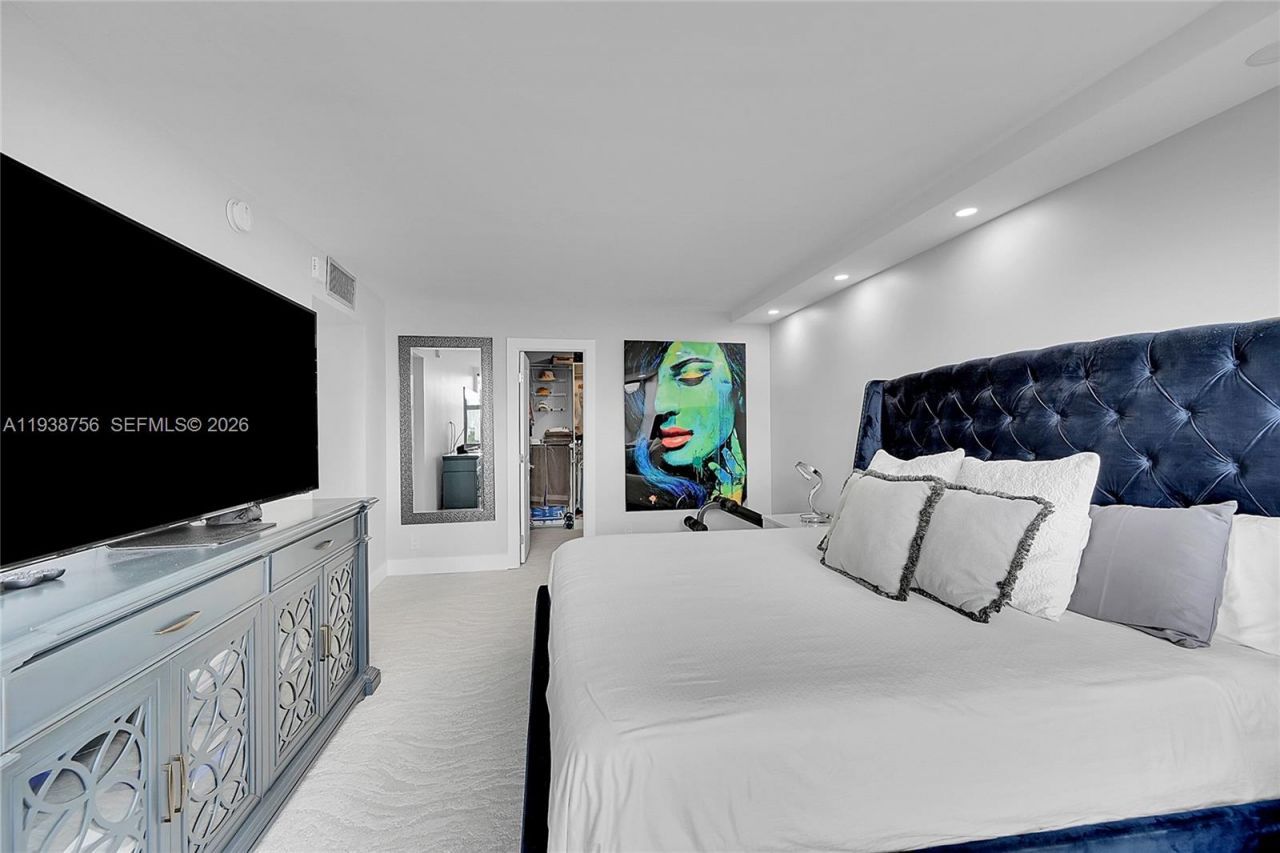 2049 S Ocean Dr, Unit 701, Hallandale Beach, FL 33009 Photo