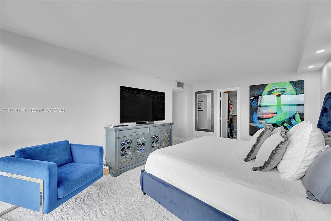 2049 S Ocean Dr, Unit 701, Hallandale Beach, FL 33009 Photo