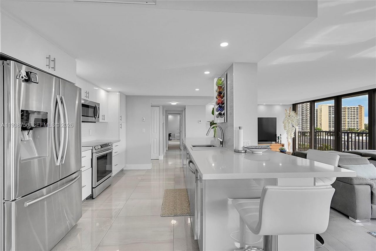 2049 S Ocean Dr, Unit 701, Hallandale Beach, FL 33009 Photo