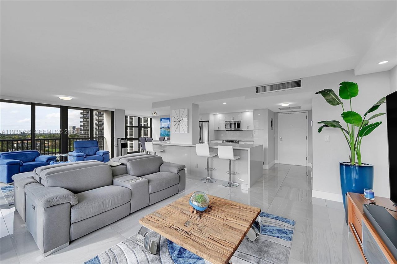 2049 S Ocean Dr, Unit 701, Hallandale Beach, FL 33009 Photo