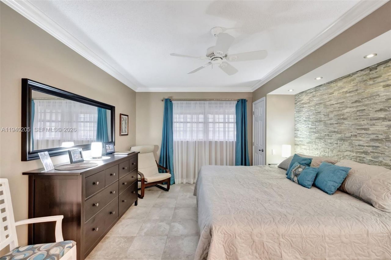 3431 NW 50th Ave , Unit 113, Lauderdale Lakes, FL 33319 Photo