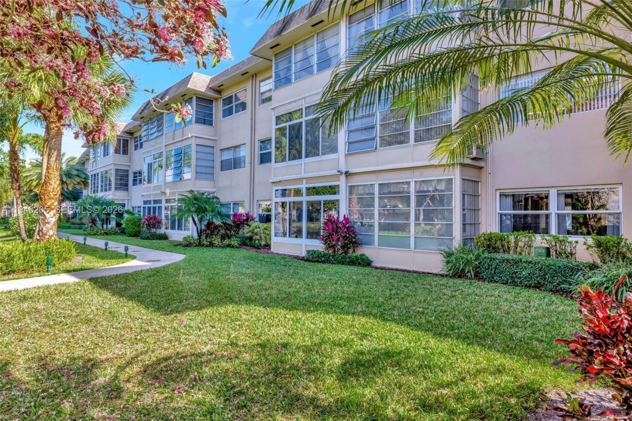 3431 NW 50th Ave , Unit 113, Lauderdale Lakes, FL 33319 Photo