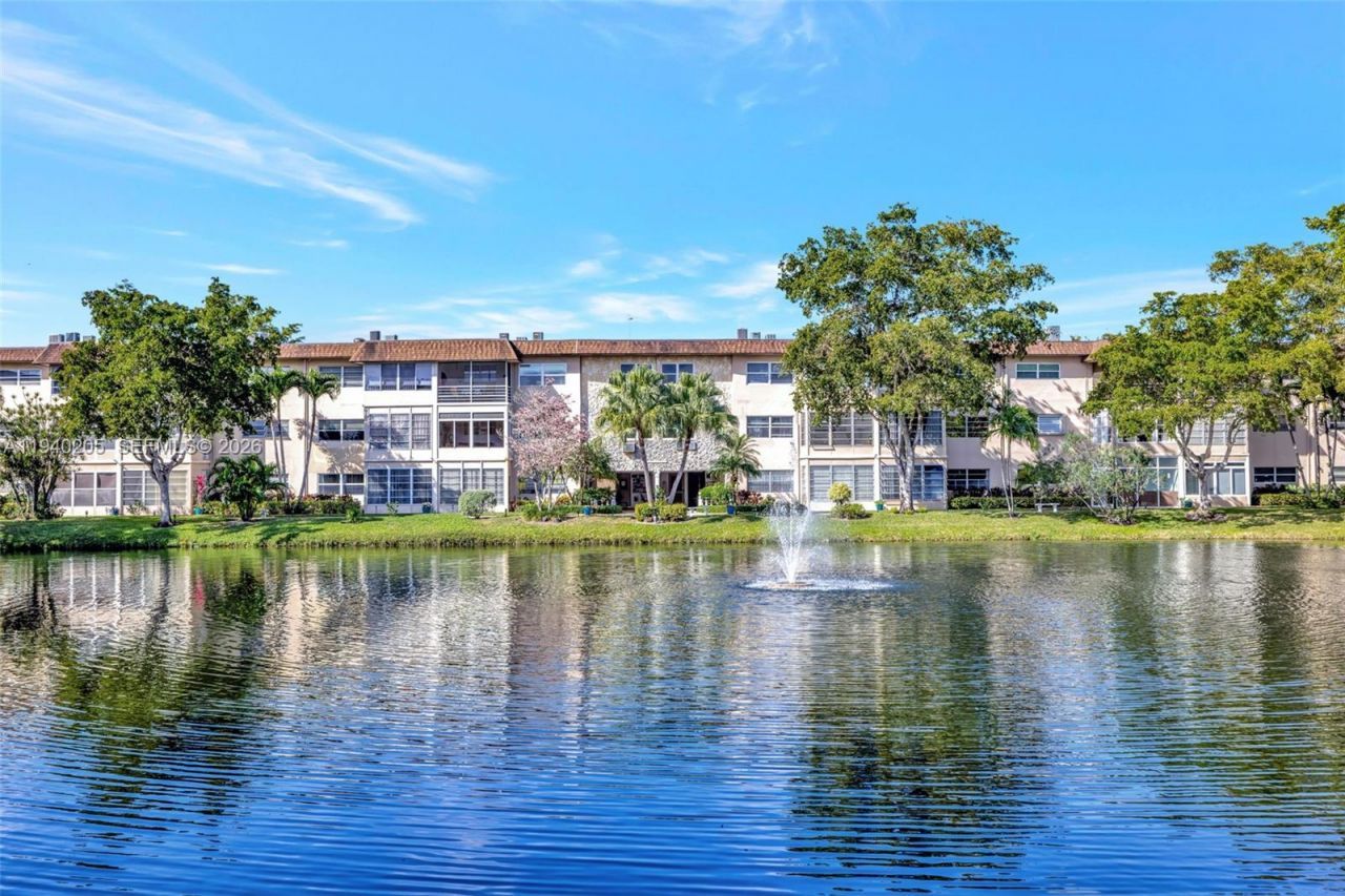 3431 NW 50th Ave , Unit 113, Lauderdale Lakes, FL 33319 Photo