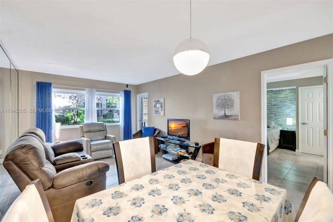 3431 NW 50th Ave , Unit 113, Lauderdale Lakes, FL 33319 Photo