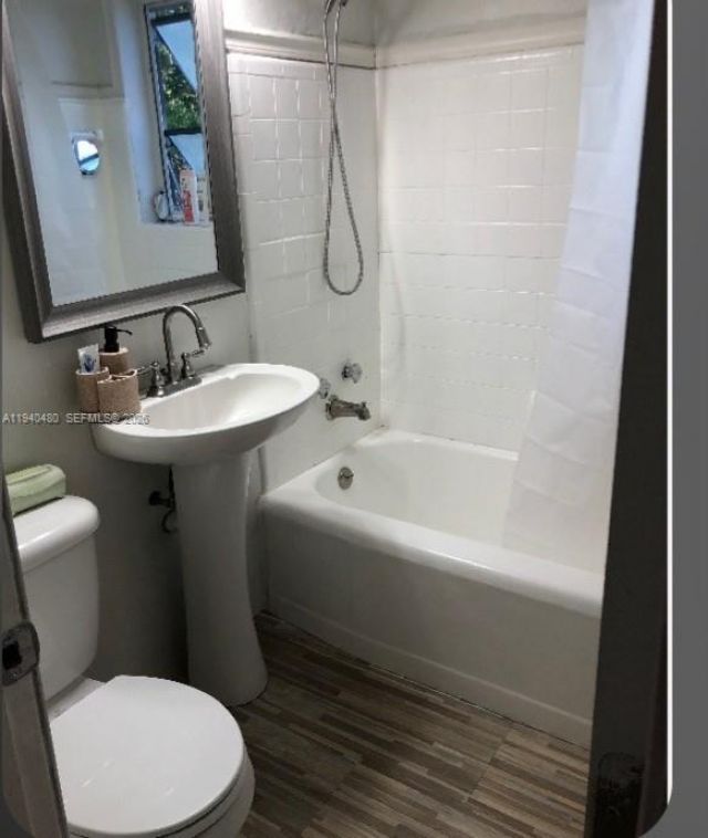 1715 NW 13th St, Fort Lauderdale, FL 33311 Photo