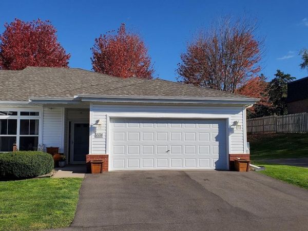 2226 Lower Afton Road E, Saint Paul, MN 55119