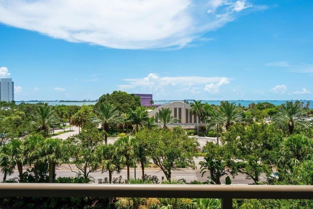 800 N Tamiami Trail, Unit 405, Sarasota, FL 34236 Photo