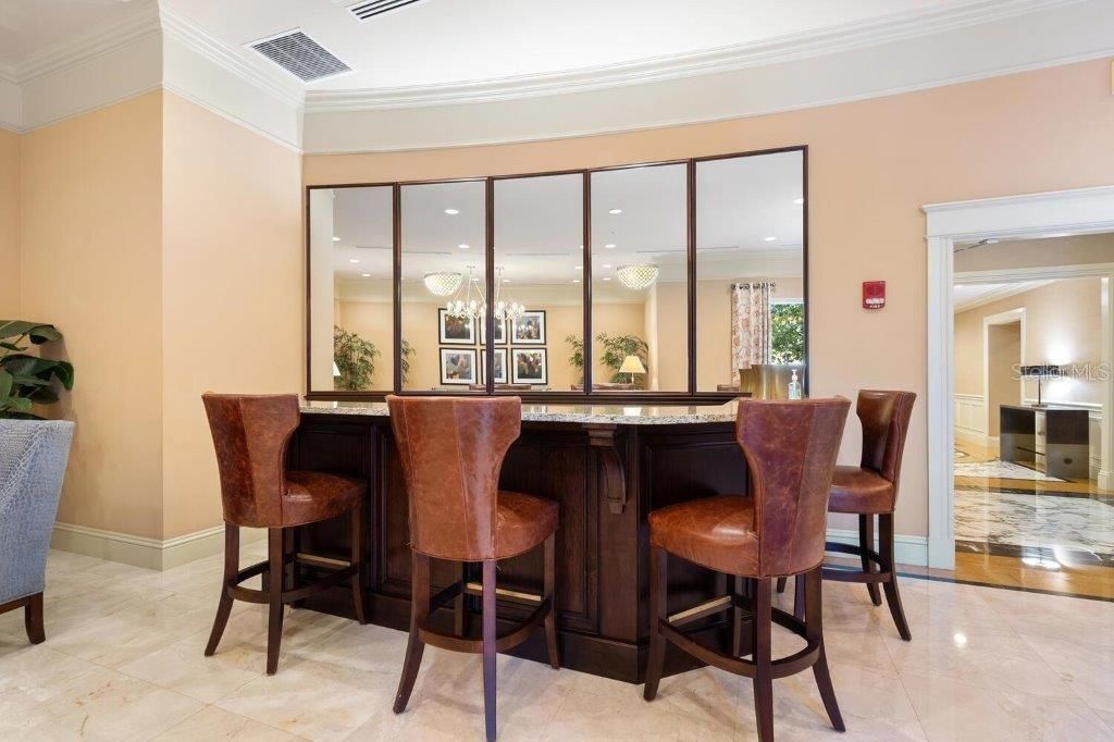 800 N Tamiami Trail, Unit 405, Sarasota, FL 34236 Photo