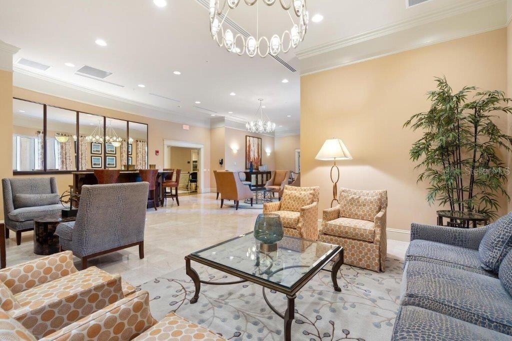 800 N Tamiami Trail, Unit 405, Sarasota, FL 34236 Photo