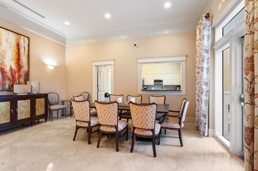 800 N Tamiami Trail, Unit 405, Sarasota, FL 34236 Photo