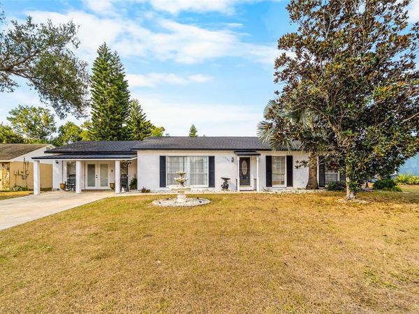 1539 HIGHCREST CIRCLE, VALRICO, FL 33596