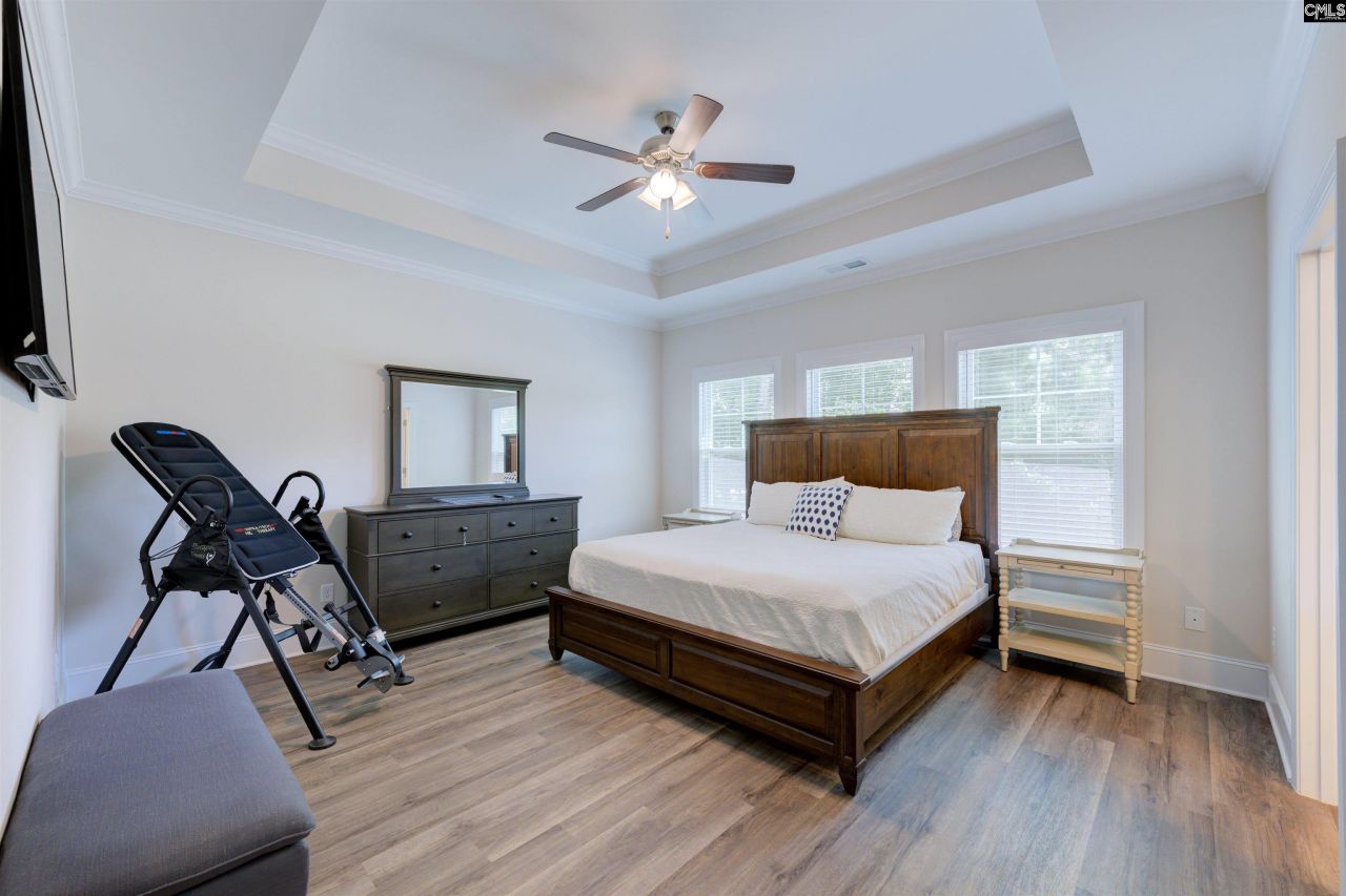 404 Lombard Way  Photo 10