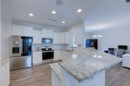 404 Lombard Way  photo 4