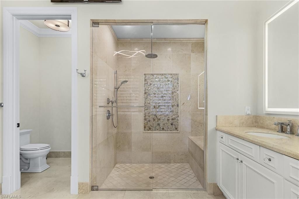 2220 Residence Cir, Naples, FL 34105 Photo