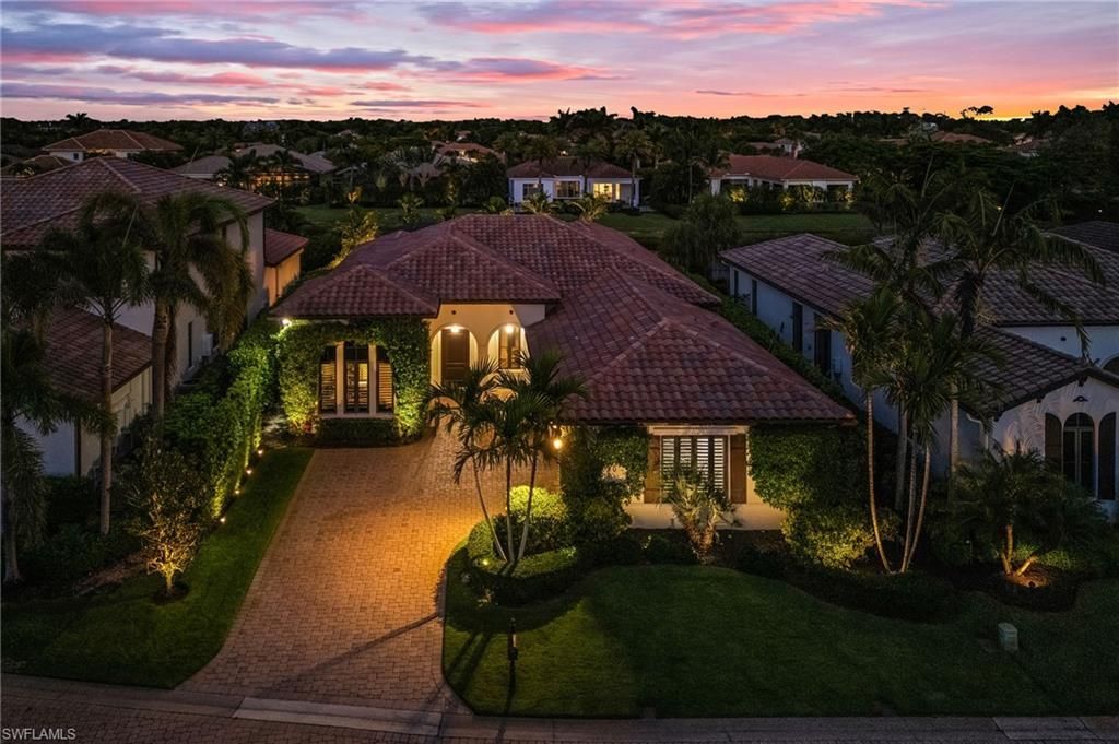 2220 Residence Cir, Naples, FL 34105 Photo