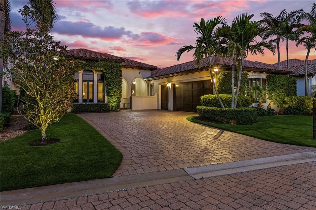 2220 Residence Cir, Naples, FL 34105 Photo