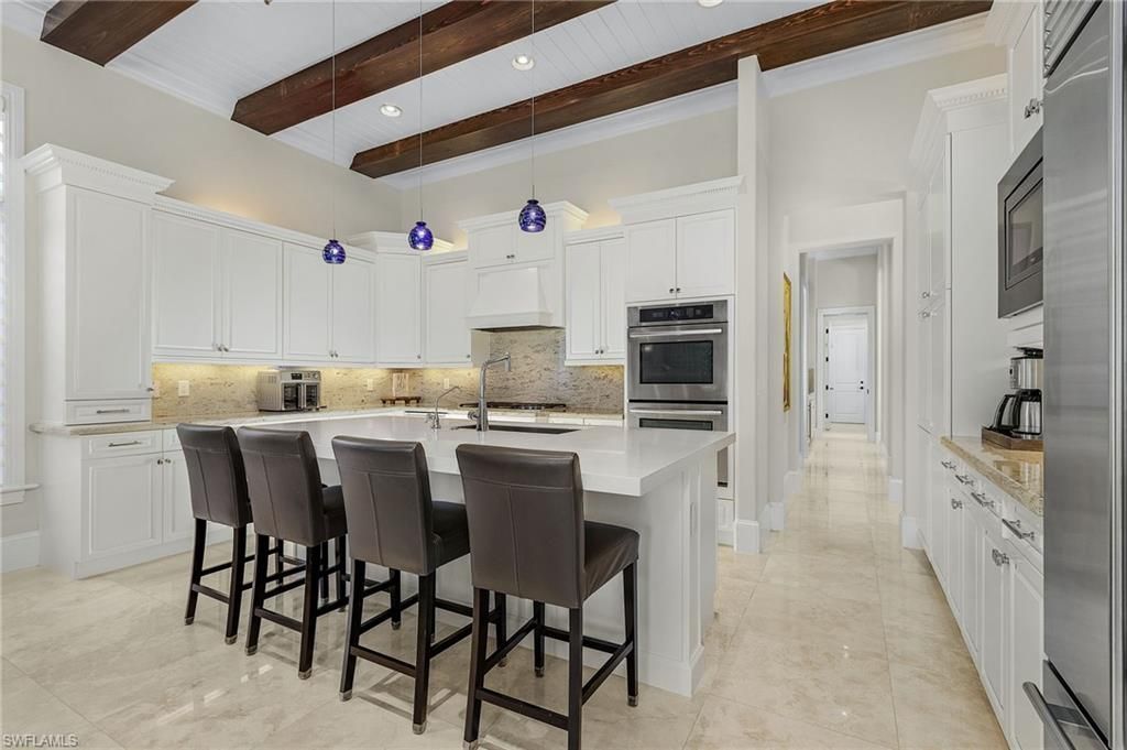 2220 Residence Cir, Naples, FL 34105 Photo