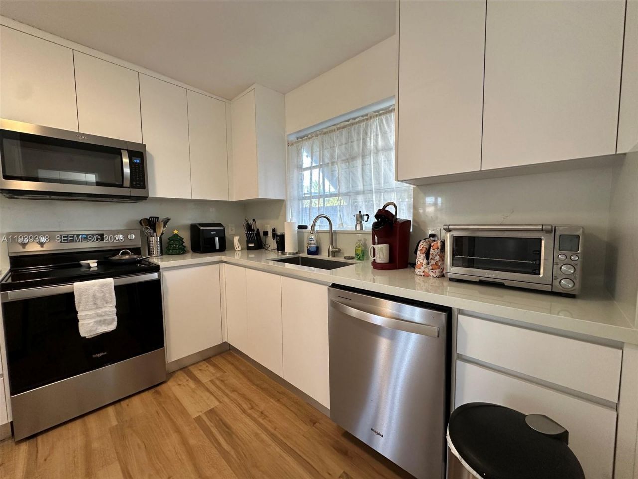 120 Pocatella St, Unit 120, Miami Springs, FL 33166 Photo