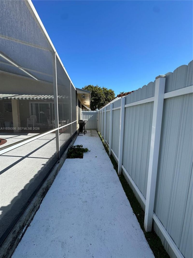 120 Pocatella St, Unit 120, Miami Springs, FL 33166 Photo