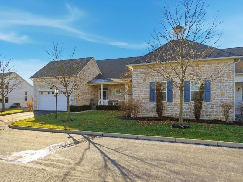 5565 Chelsea Park Drive, Dublin, OH 43016 Photo 3