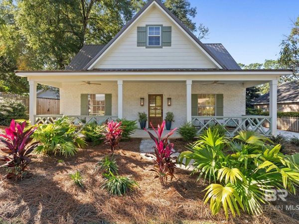 208 Pecan Avenue, Fairhope, AL 36532