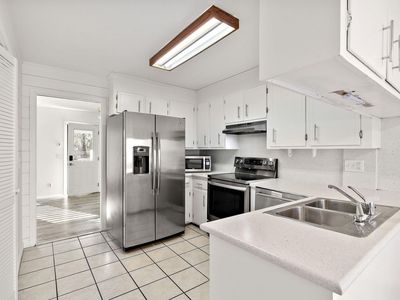 963 Cottingham Drive, Mount Pleasant, SC 29464