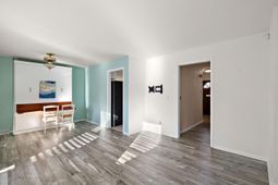 963 Cottingham Drive photo 4