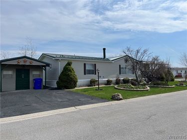 1164 Timberwood Drive, Lockport, NY 14094