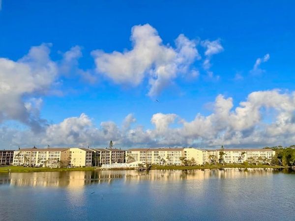 3494 LAKE BAYSHORE DRIVE, Unit P-520, BRADENTON, FL 34205