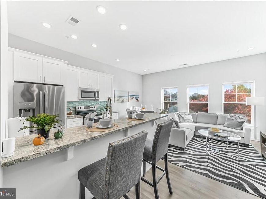 537 Apple Street, Unit 302, Conshohocken, PA 19428 Main Photo