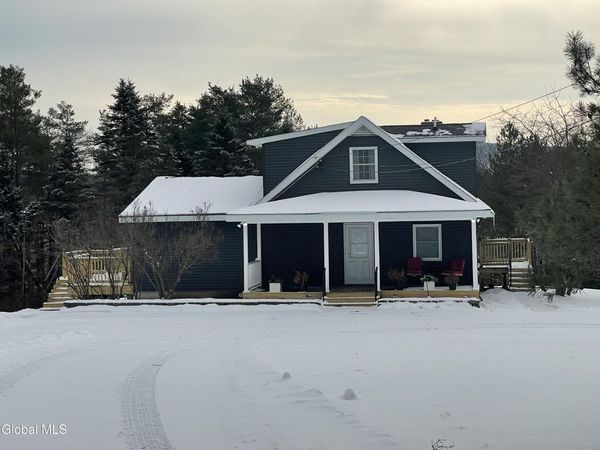 382 Old Road, Cropseyville, NY 12052