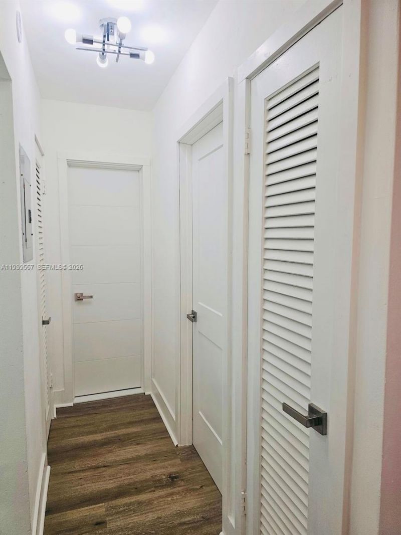 18740 NE 18th Ave , Unit 142, Miami, FL 33179 Photo