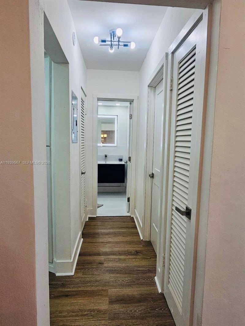 18740 NE 18th Ave , Unit 142, Miami, FL 33179 Photo