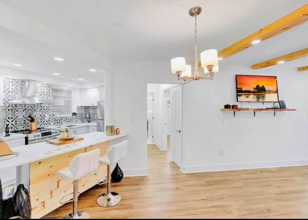 18740 NE 18th Ave , Unit 142, Miami, FL 33179 Photo