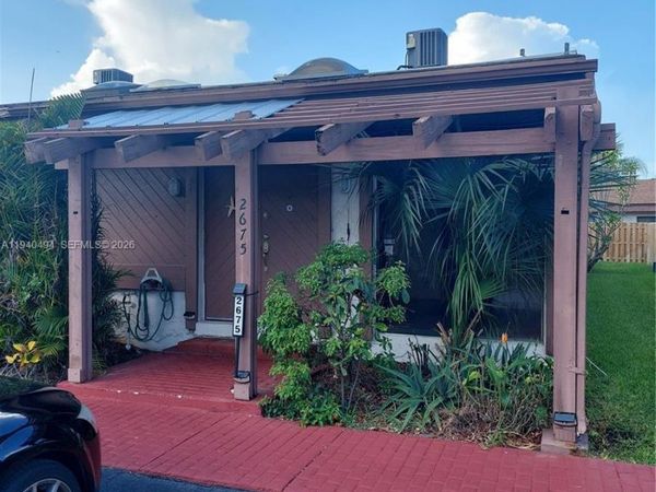 2675 S Parkview Dr, Unit 2675, Hallandale Beach, FL 33009