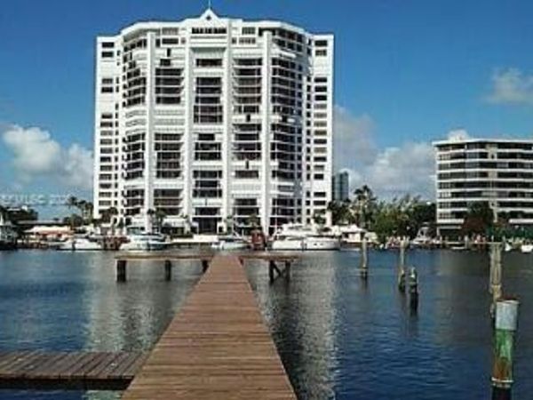 2675 S Parkview Dr , Unit 2675, Hallandale Beach, FL 33009