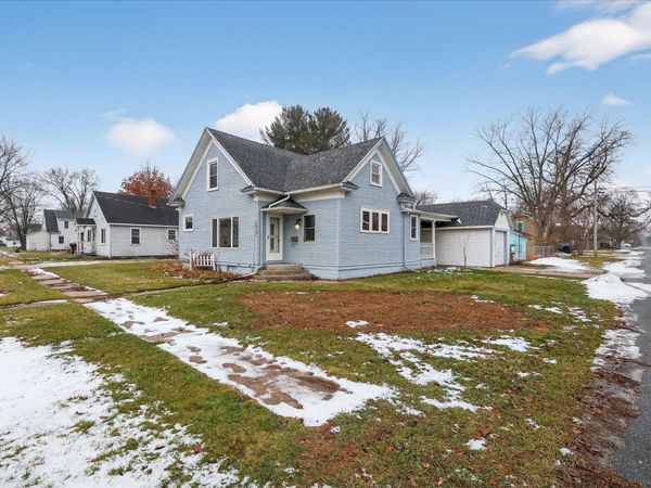 701 E 5th Avenue, Brodhead, WI 53520