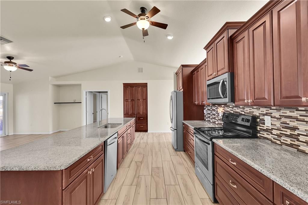 2707 NW 6th St, Cape Coral, FL 33993 Photo