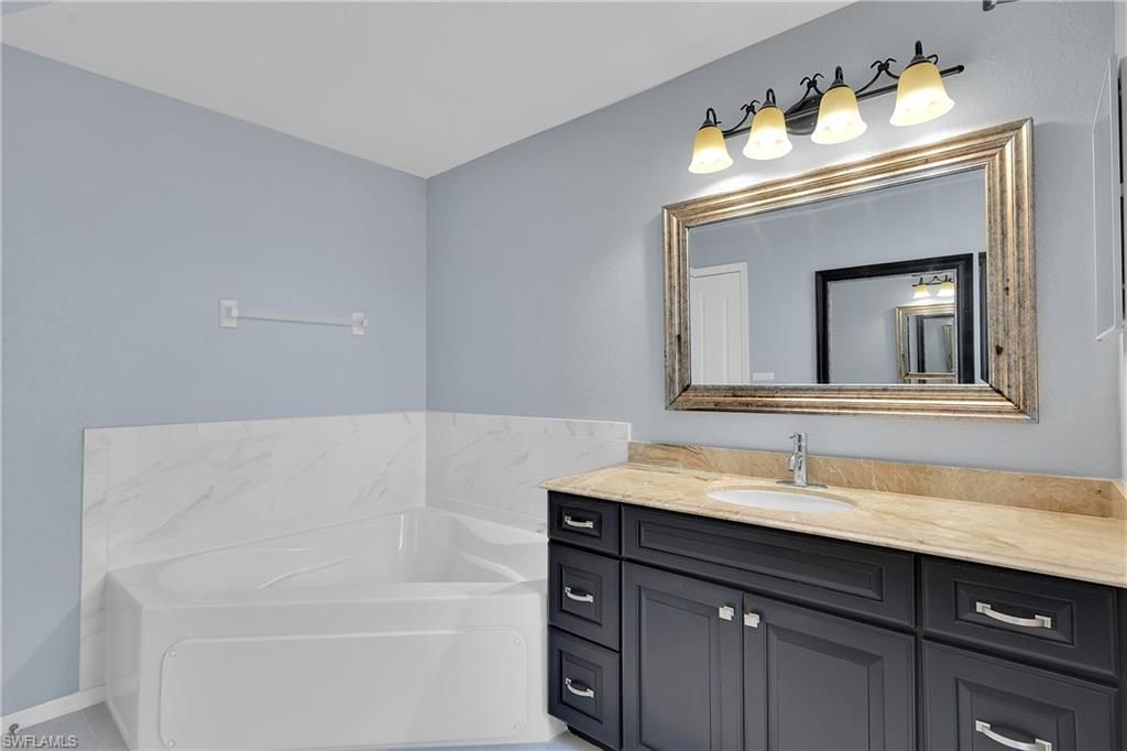 2707 NW 6th St, Cape Coral, FL 33993 Photo