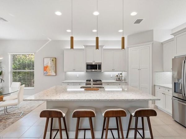 28422 Capraia Dr, BONITA SPRINGS, FL 34135