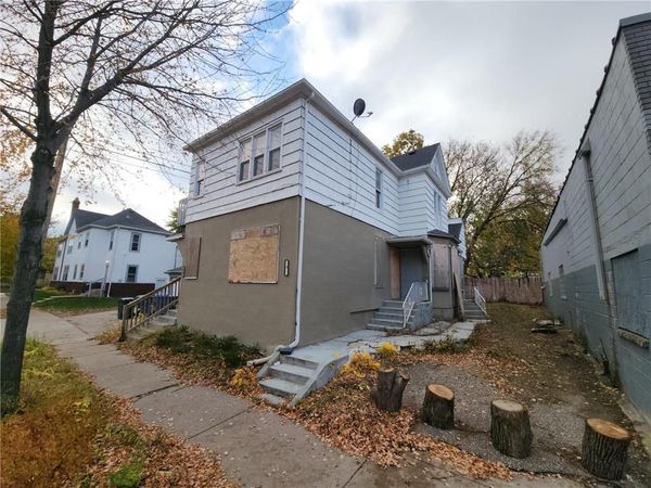 9 E 37th Street, Minneapolis, MN 55409