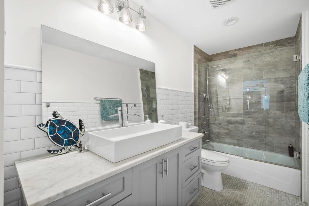 3 Mandalay Road, Sewalls Point, FL 34996 Photo