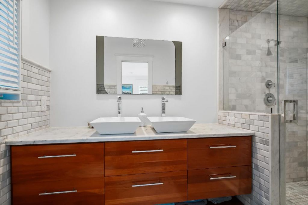 3 Mandalay Road, Sewalls Point, FL 34996 Photo