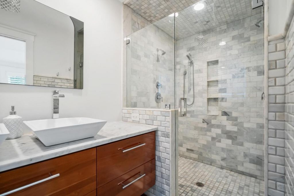 3 Mandalay Road, Sewalls Point, FL 34996 Photo