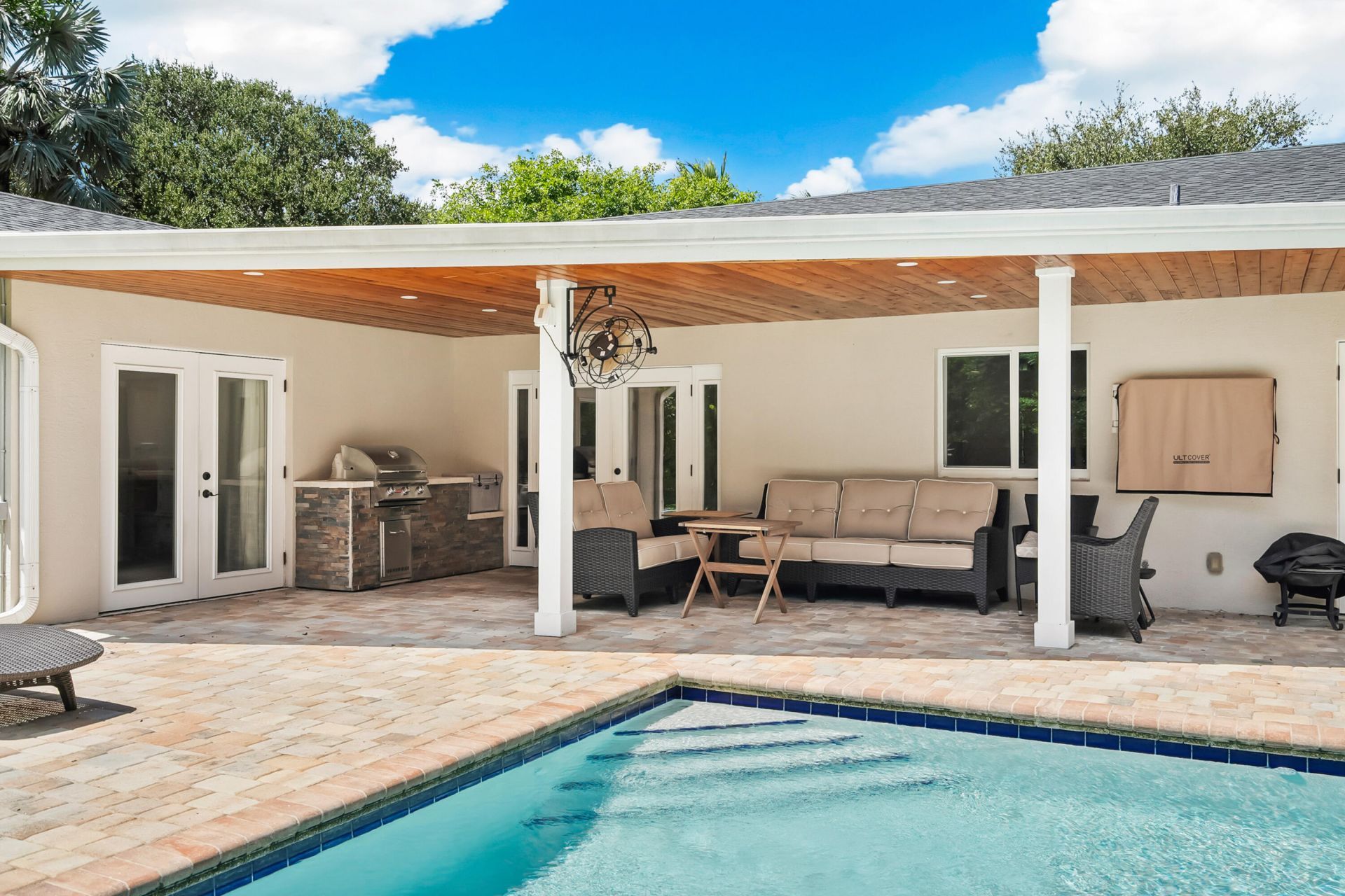 3 Mandalay Road, Sewalls Point, FL 34996 Photo