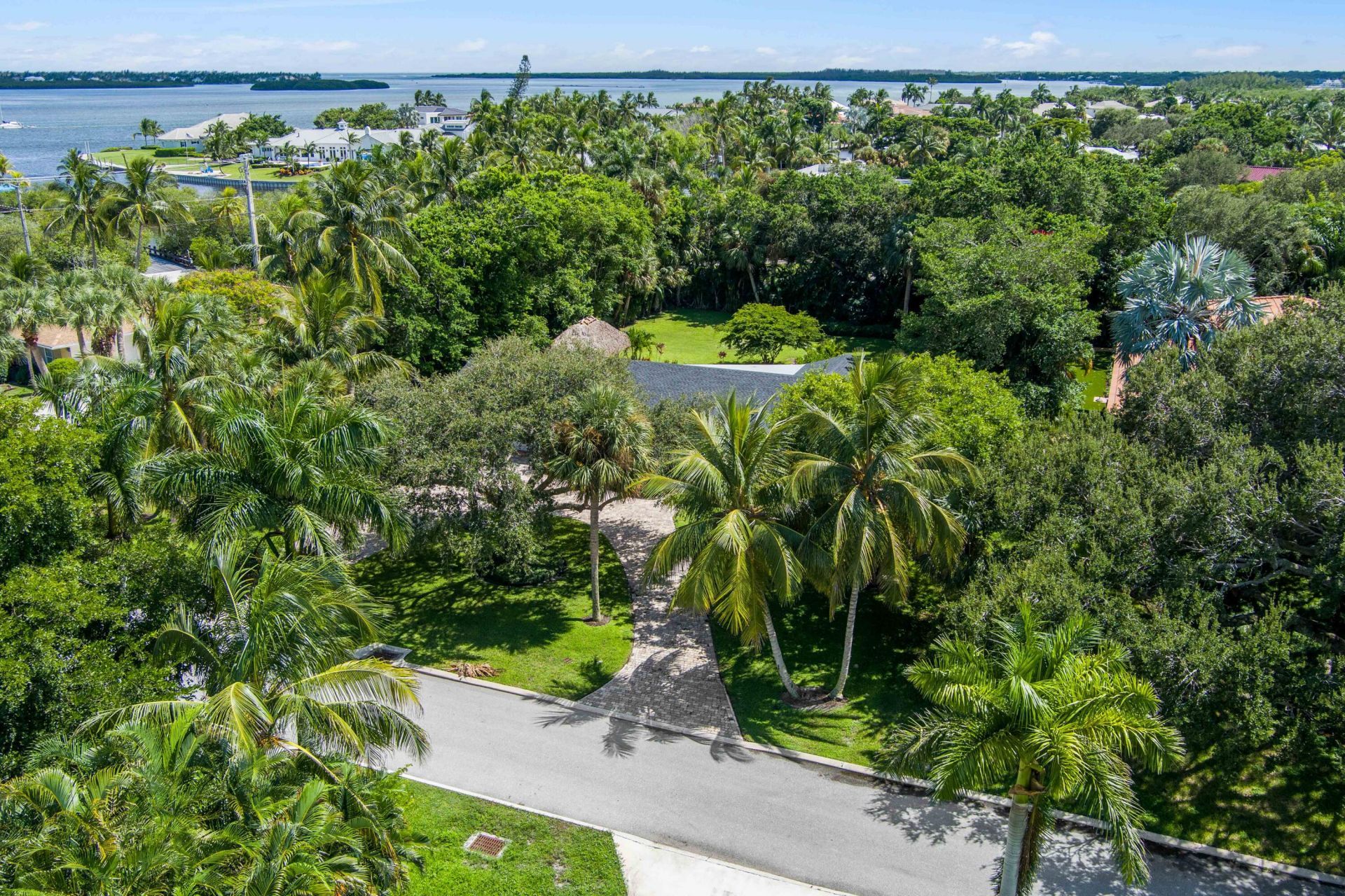 3 Mandalay Road, Sewalls Point, FL 34996 Photo