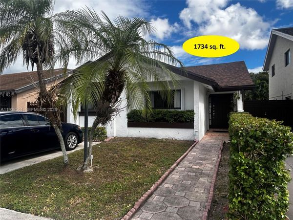 461 SW 89th Ct, Miami, FL 33174